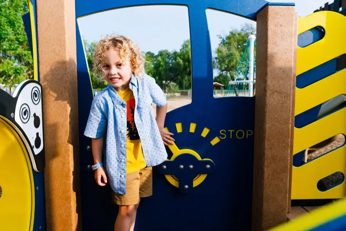 Atascoosa-River-Park-TX-Recycled-Theme-Playgrounds-View-135