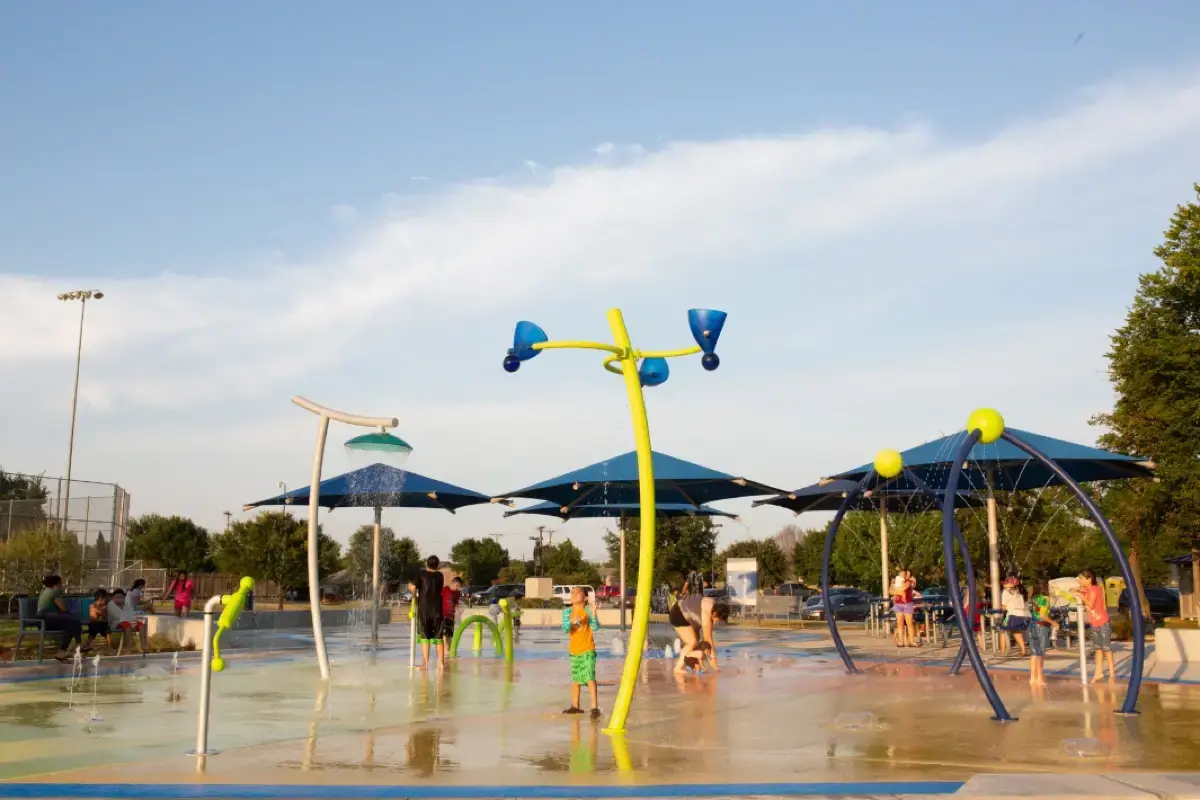 Dallas-Jaycee-Zaragoza-SplashPark6