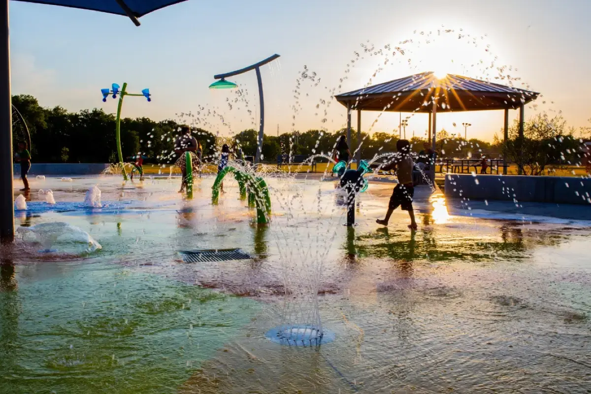 Dallas-Jaycee-Zaragoza-SplashPark8
