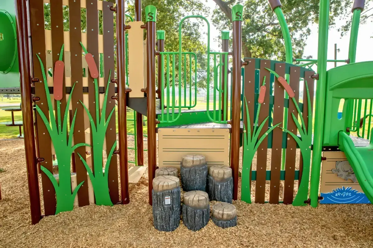 Fort-Anahuac-Park-Playground10