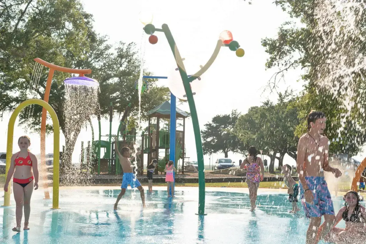 Fort-Anahuac-Park-SplashPark7