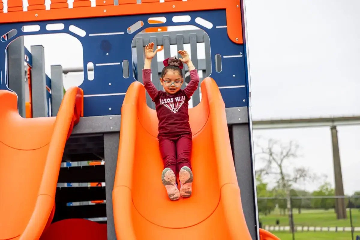 Fun-Island-Park3